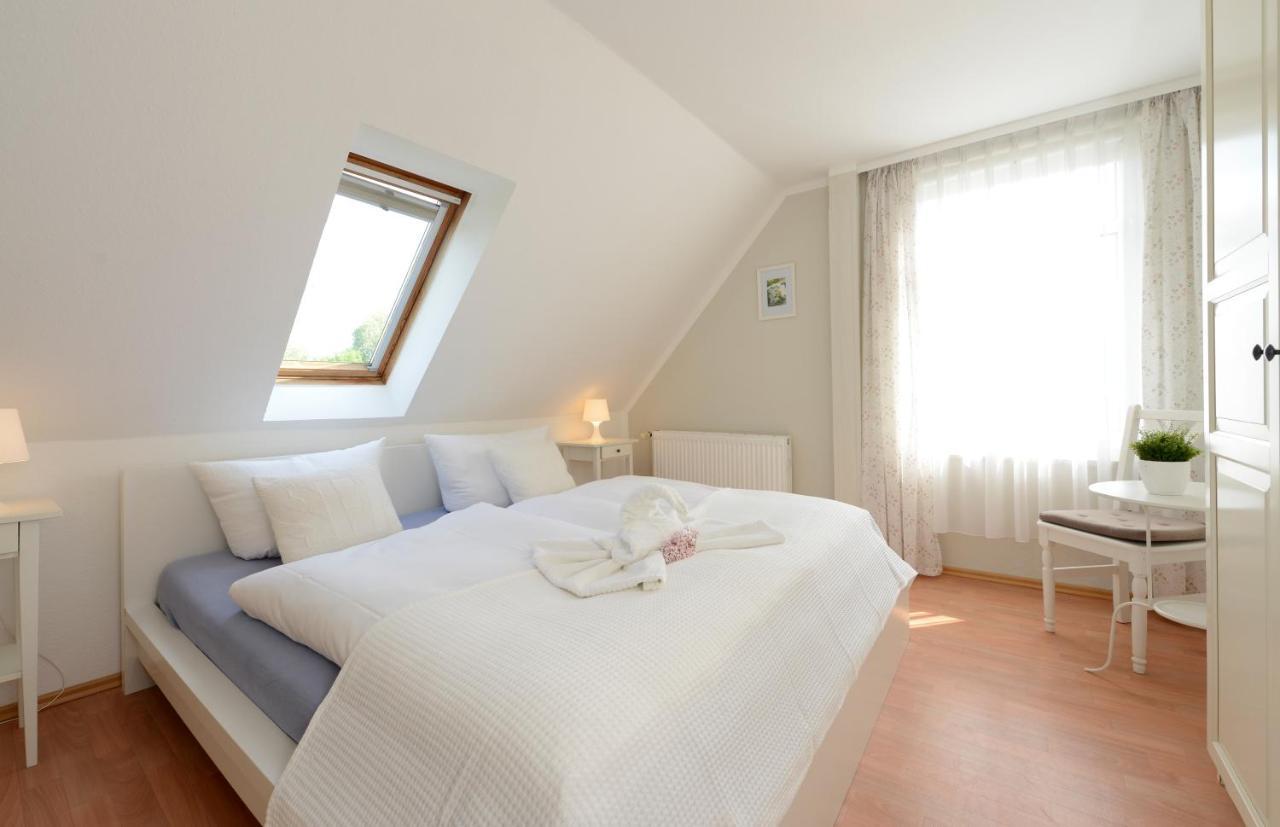 Ferienhaus Fuer 8 Personen Mit Kamin & Terrasse Boltenhagen  Exteriör bild